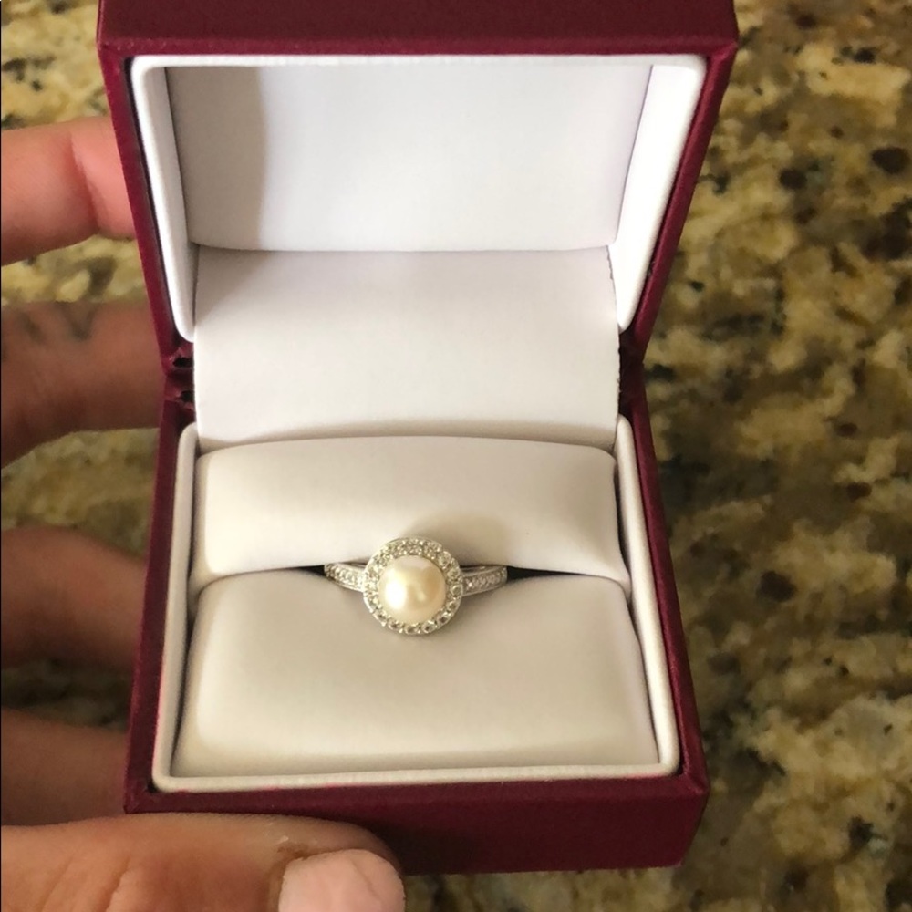Helzberg Diamonds Pearl Ring